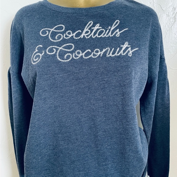 NWT Zoe + Liv COCKTAILS & COCONUTS Sweatshirt L - Picture 13 of 16